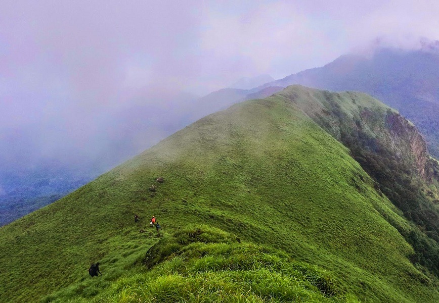  Into the Silent Heights: Exploring the Untouched Trails of Nishani Motte