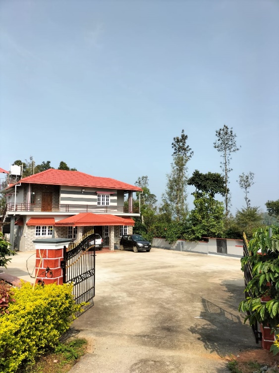 Crest View Homestay