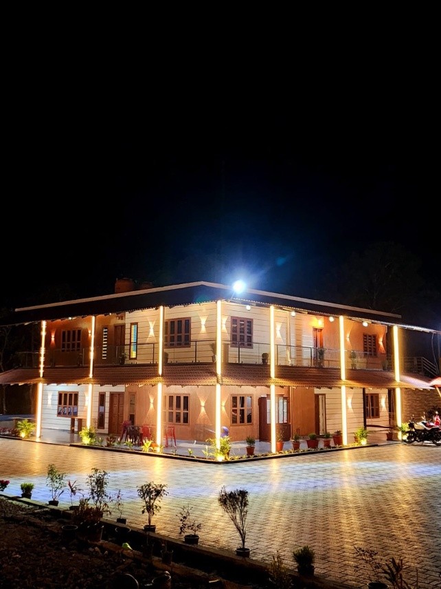 Neelambari Homestay