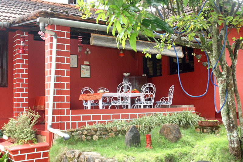 36_outdoor_cottage2.jpg